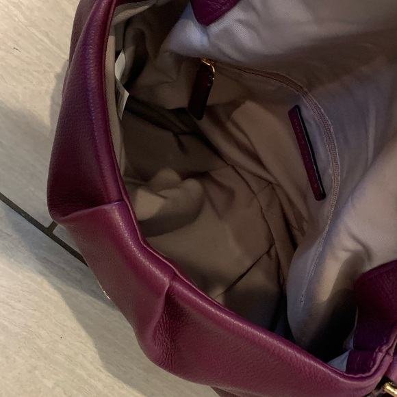 Marc Jacobs Pebbled Leather Fall Shoulder Bag Handbag Purse Berry Plum New - Picture 9 of 10